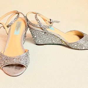 Betsy Johnson wedding shoes, that can be versatile. Worn ONCE.